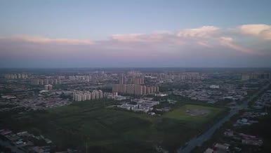 无人机航拍城镇绿化建设街道视频素材视频的预览图